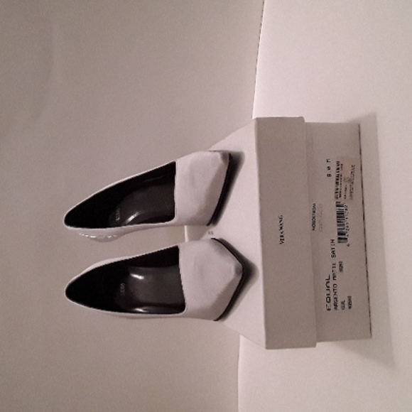 Vera Wang Matte Satin Heels - Picture 6 of 6